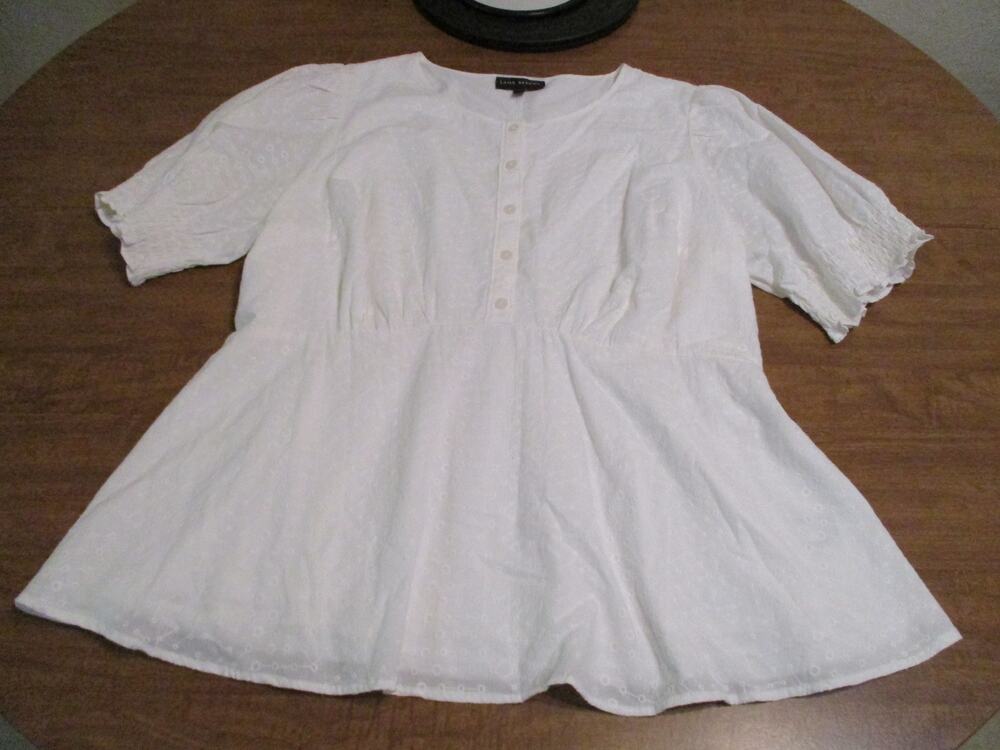 LANE BRYANT WHITE SMOCKED EYELET PULLOVER BLOUSE SIZE 18